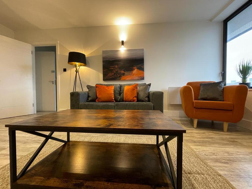 Kingsbridge Point - Cosy One Bed Apartments Near Town Centre, Swindon Exteriér fotografie