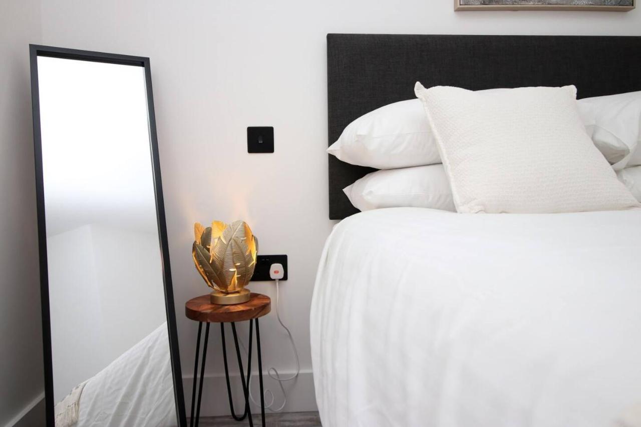 Kingsbridge Point - Cosy One Bed Apartments Near Town Centre, Swindon Exteriér fotografie