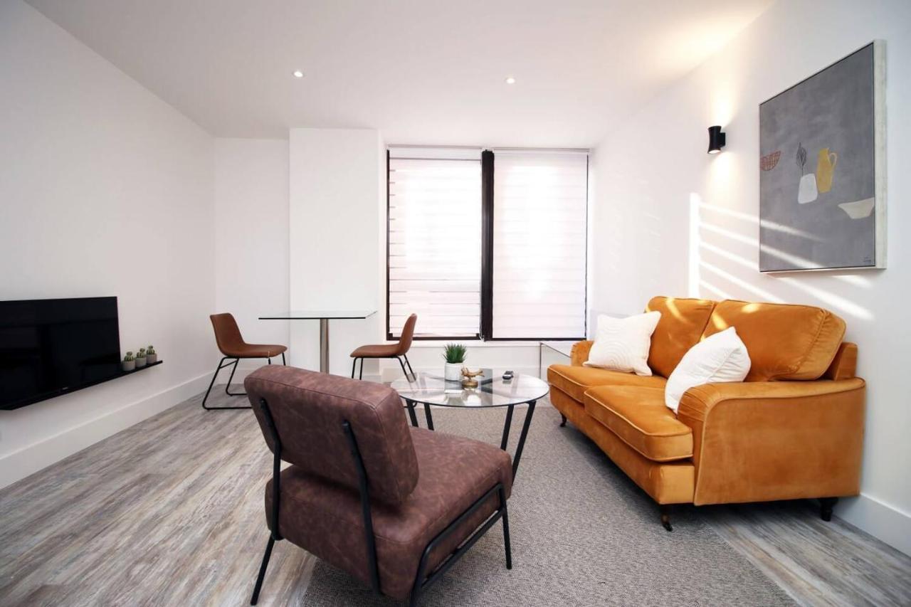 Kingsbridge Point - Cosy One Bed Apartments Near Town Centre, Swindon Exteriér fotografie
