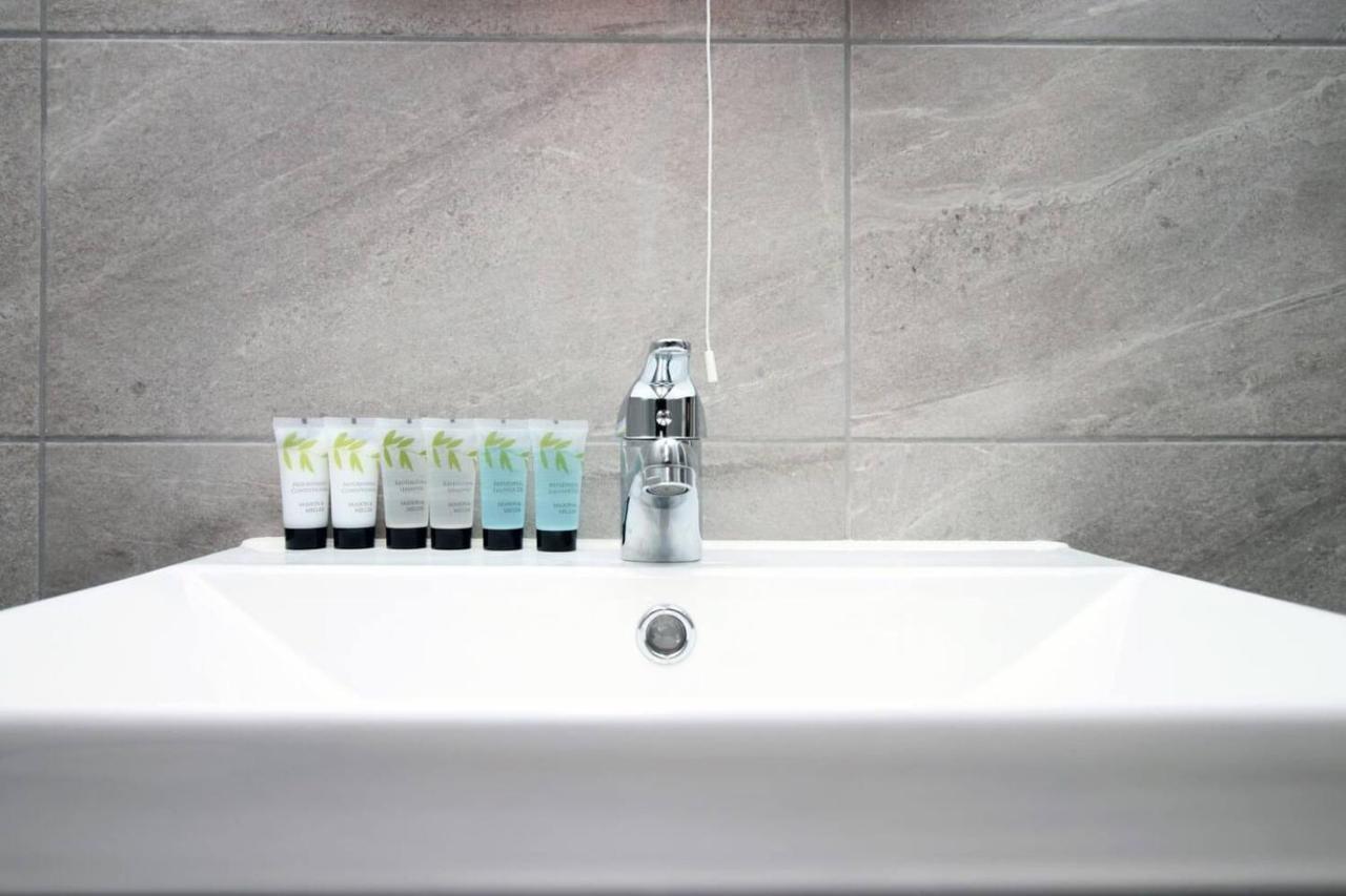 Kingsbridge Point - Cosy One Bed Apartments Near Town Centre, Swindon Exteriér fotografie