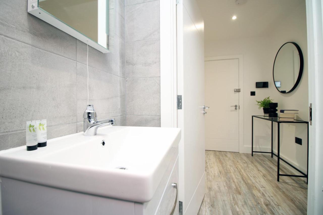 Kingsbridge Point - Cosy One Bed Apartments Near Town Centre, Swindon Exteriér fotografie